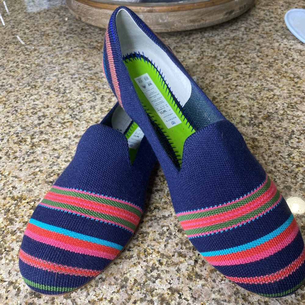 Rothy’s Merino Navy Ribbon Stripe sz 11
